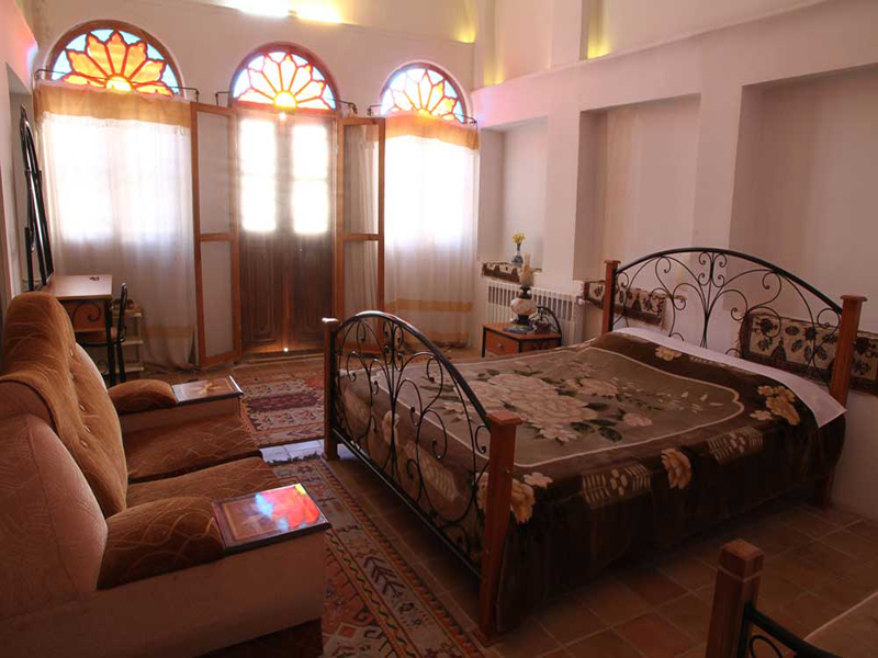 اتاق دو تخته دبل اقامتگاه سنتی احسان کاشان